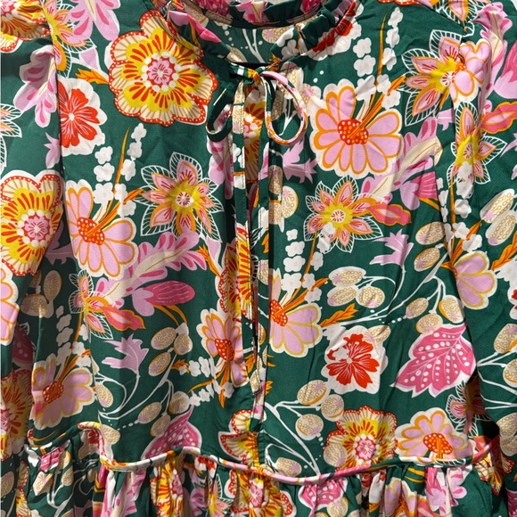 New Carly & Cass Boutique Floral Green and Pink peplum top 3/4 sleeve size XL - Picture 6 of 8